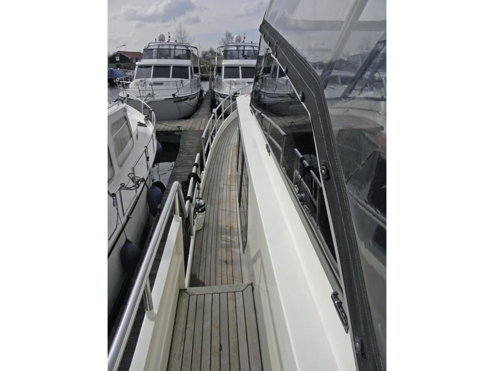 picture Deck equipment